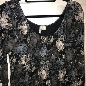 Black patterned knit 3/4 sleeve dress